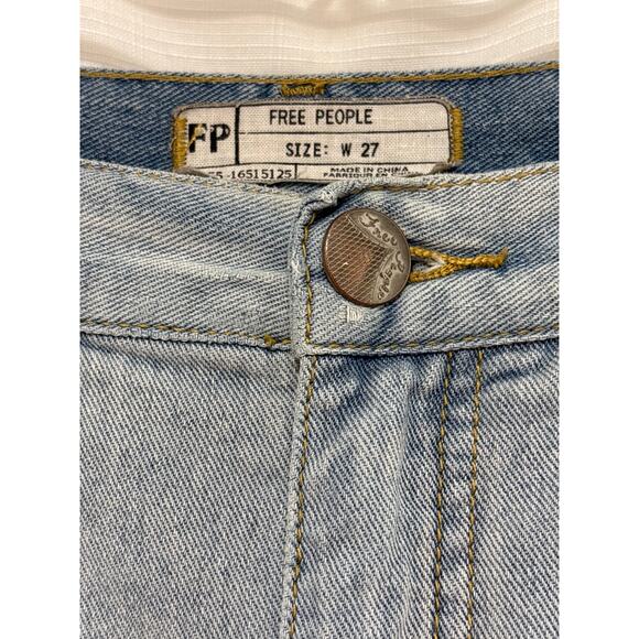 FREE PEOPLE Good Vibes Crochet Lace Trimmed 100% Cotton Denim Cut Off Shorts 27 - Picture 2 of 7